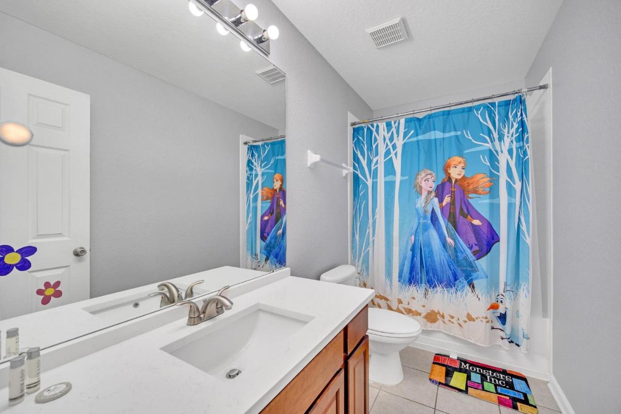 Near Disney! Spacious 5Br Resort Home With Private Pool, Hot Tub And Theater! 올랜도 외부 사진